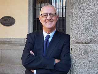 Jesús Caldera, de ministro de Trabajo a secretario en Ávila: "Depender de Vox es una grave carga que el PP arrastrará mucho tiempo"