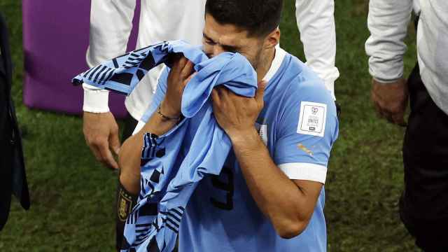 Luis Suárez llora tras la eliminación ante Ghana