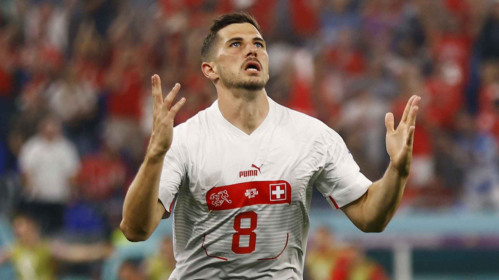 Freuler celebra su gol ante Serbia en el Mundial de Qatar