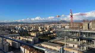 Así se ve Málaga desde la planta 21 de la torre de lujo del litoral oeste