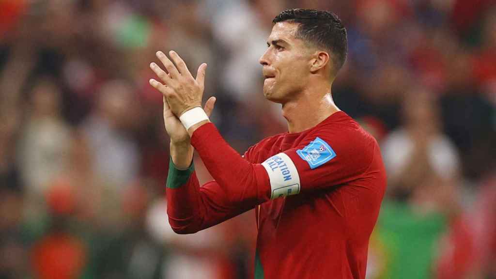 Cristiano Ronaldo aplaude tras la victoria de Portugal ante Suiza