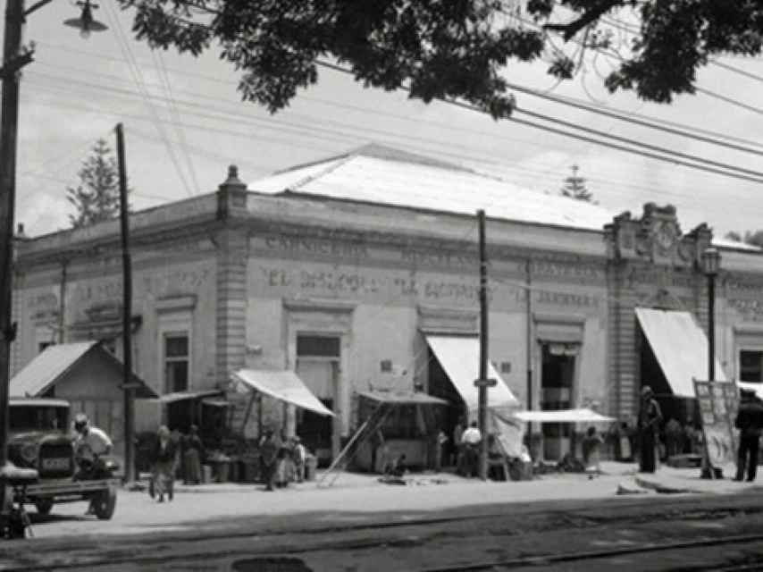 Antiguo mercado de Mixcoac (1930), barrio donde se criaron Arruza y sus hermanos