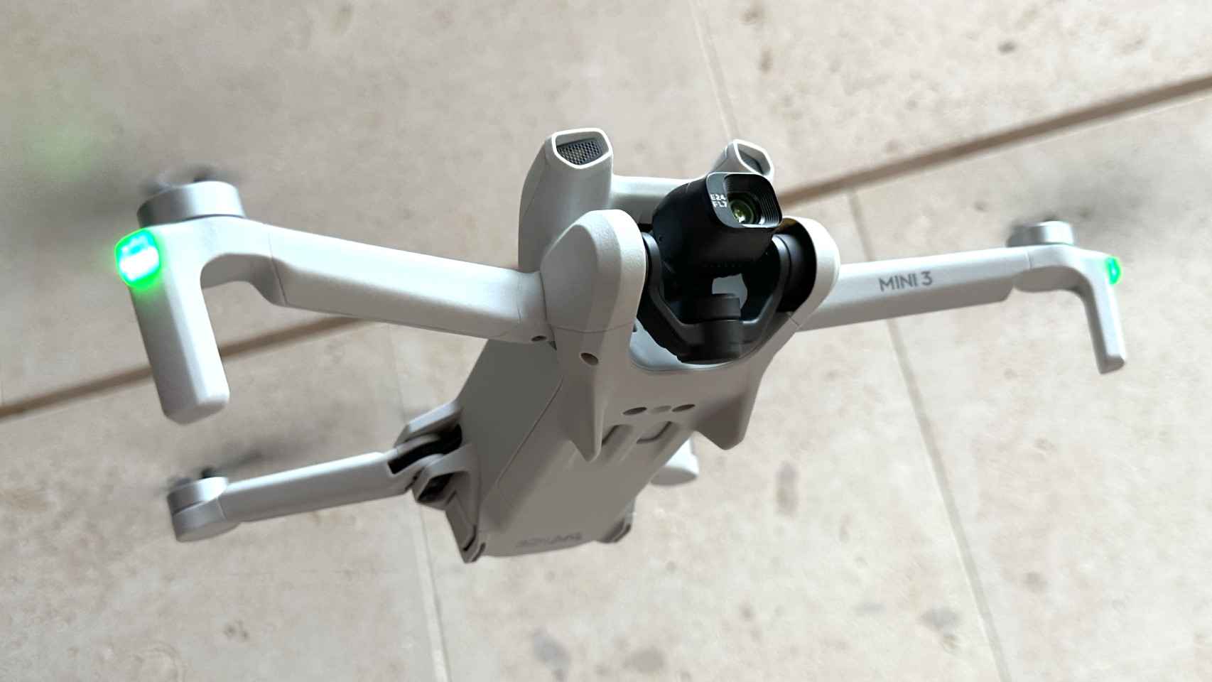 He probado el nuevo DJI Mini 3: este es el dron ultracompacto que