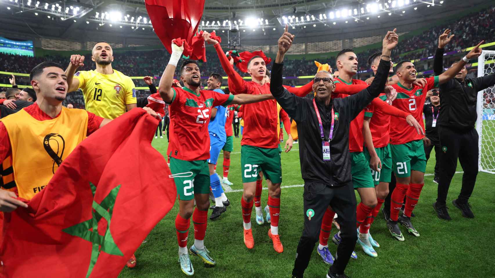 Los jugadores de Marruecos celebran el pase a la semifinal