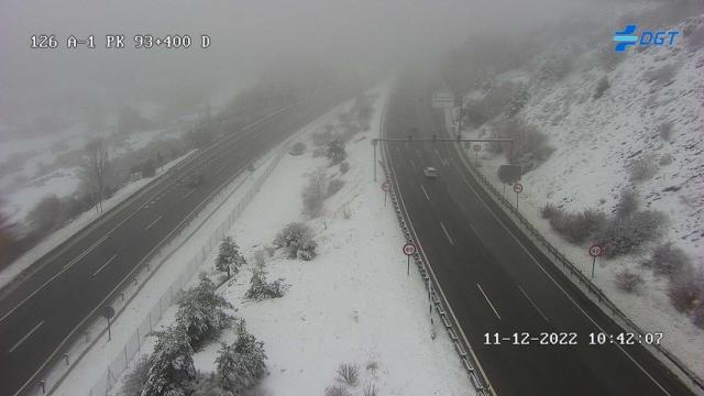 Cámara de la DGT en la A-1 entre Segovia y Madrid