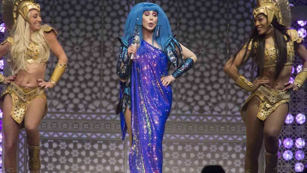 Cher actuando en IHeartRadio Jingle Ball 2019