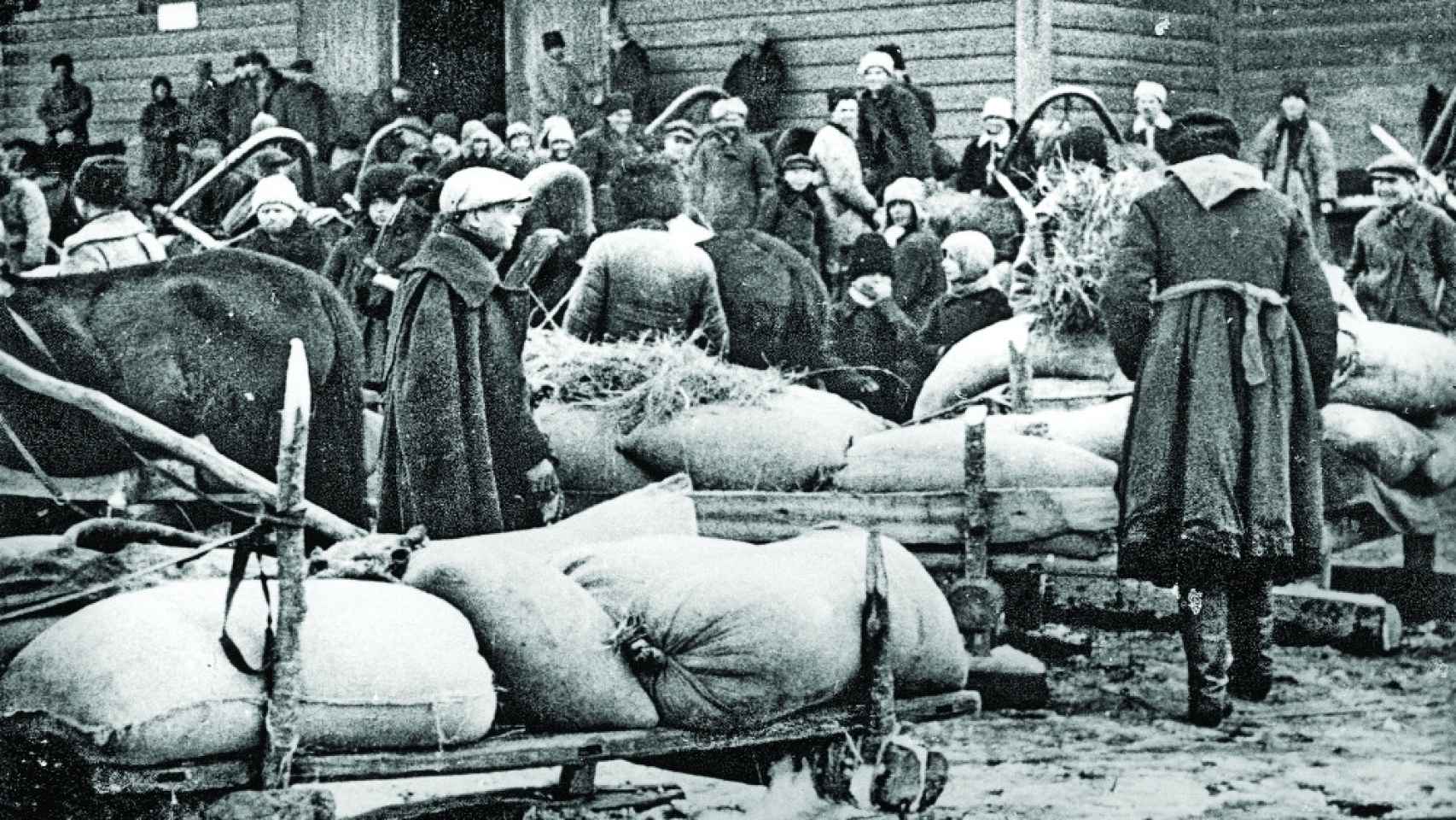 Requisa de trigo en el óblast de Kiev, 1930.
