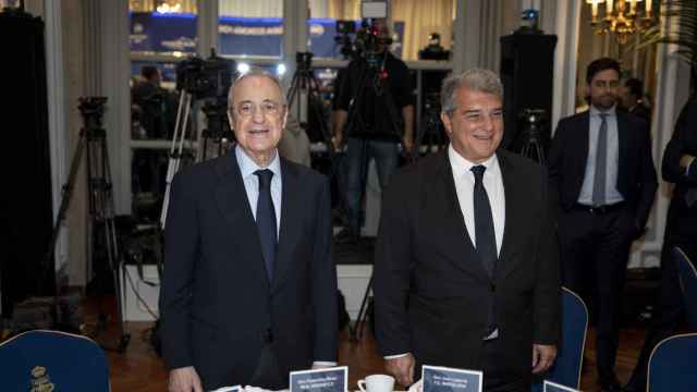 Florentino Pérez, presidente del Real Madrid, y Joan Laporta, presidente del FC Barcelona, en el organizado por Nueva Economía Fórum sobre la Superliga europea de fútbol