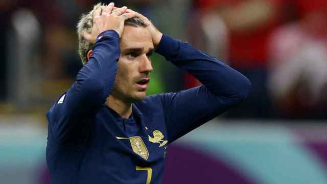 Antoine Griezmann, con rostro de desesperación en un partido del Mundial de Qatar 2022
