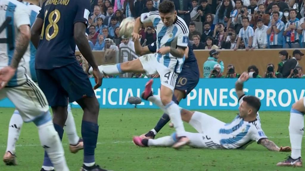 Así fue el penalti por mano de Gonzalo Montiel en la final del Mundial