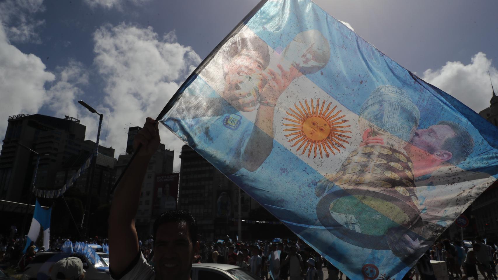 las-calles-de-argentina-se-convierten-en-una-inmensa-discoteca-tras-el