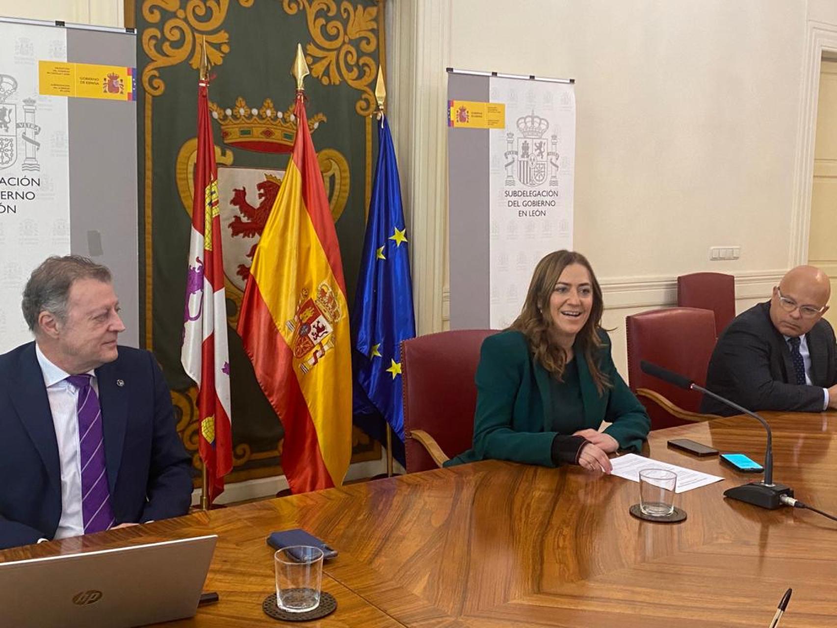 La delegada del Gobierno en Castilla y León, Virginia Barcones, durante su rueda de prensa de este miércoles en León.
