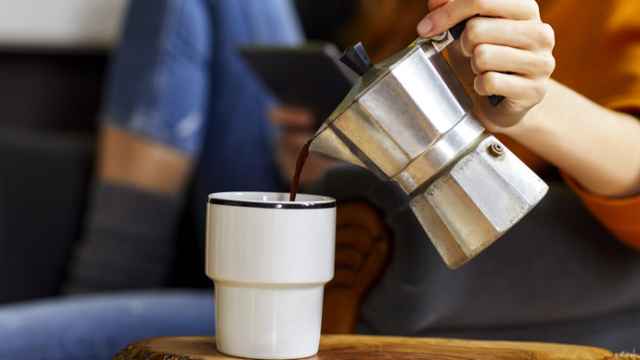 ¿Cómo y a qué hora se debe tomar café para notar sus beneficios?