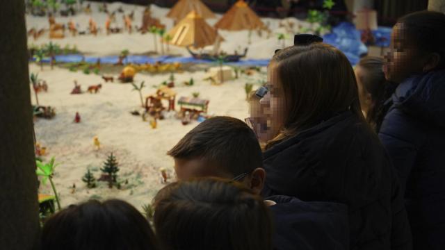 Visita de los escolares al Belén de la Diputación de Segovia