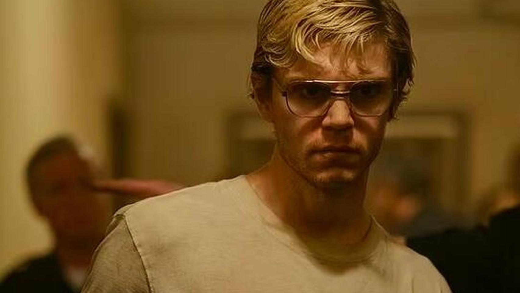 Evan Peters en 'Monster: la historia de Jeffrey Dahmer'