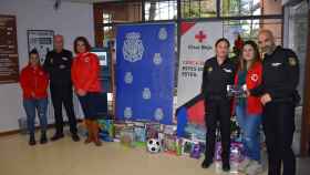 Cruz Roja Juventud en Ávila en la campaña 'El juguete educativo'