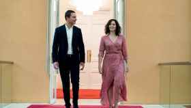 Juan Lobato e Isabel Díaz Ayuso este mes de septiembre durante una reunión en Puerta del Sol.