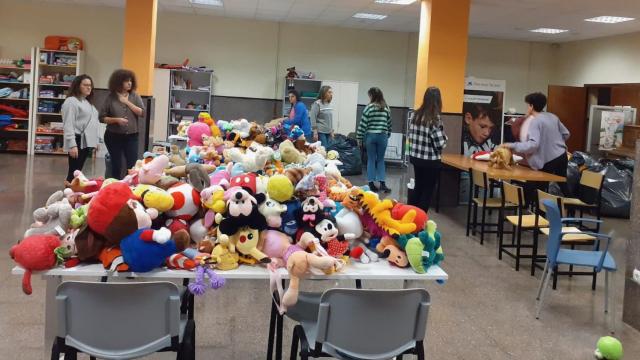 Recogida de peluches del Recoletas en colaboración con la Fundación JuanSoñador