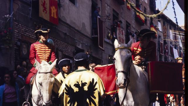 Así era Toledo en los años 70 y 80: salen a la luz un centenar de foto-joyas de la ciudad