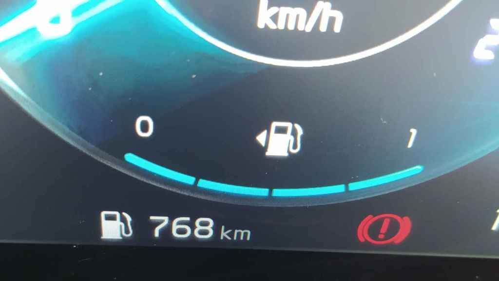 With a full tank we can travel up to 768 kilometers.