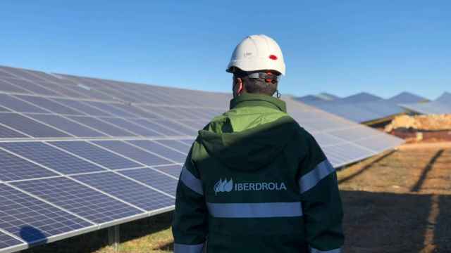 Parque fotovoltaico Olmedilla en Cuenca: Sello de Excelencia para la Sostenibilidad