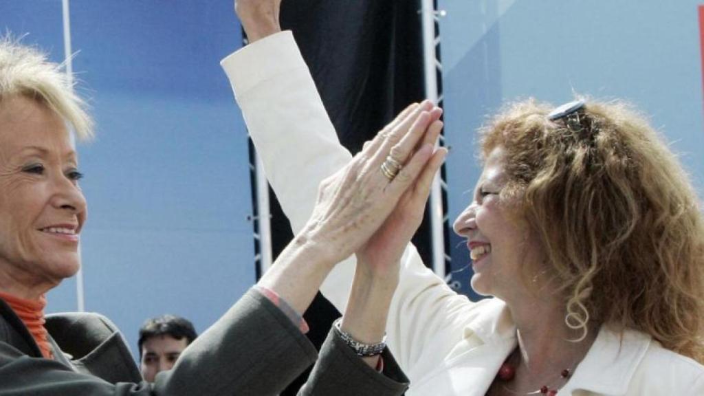 Fernández de la Vega y Alborch compartiendo escenario en 2008.