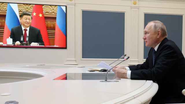 Vladímir Putin en su conversación este viernes con Xi Jinping.