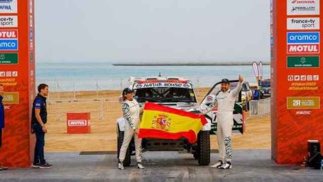 Mercedes Montamarta y Kilian Revuelta, en la etapa 1 del Rally Dakar Classic 2023