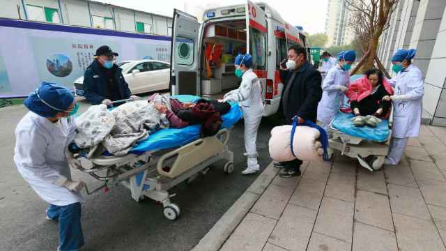 Los hospitales chinos, colapsados.