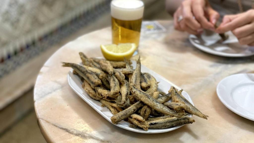 Boquerones fritos en Bar Arganzuela