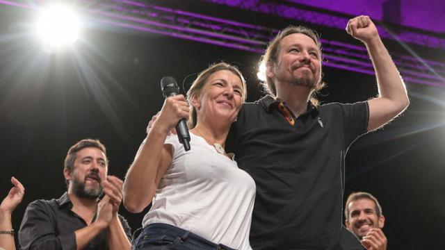 Yolanda Díaz y Pablo Iglesias, en un acto electoral antes de llegar al Gobierno.