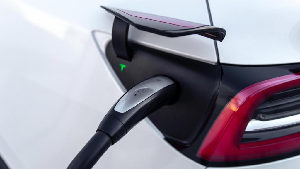 Tesla es el líder del coche eléctrico en el mundo.