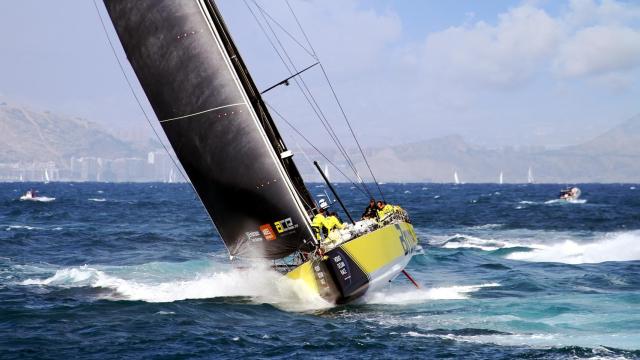 La regata en puerto de Alicante inaugura este domingo una vuelta al mundo apasionante