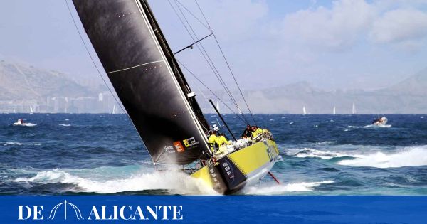 La regata di domenica nel porto di Alicante apre un emozionante giro del mondo