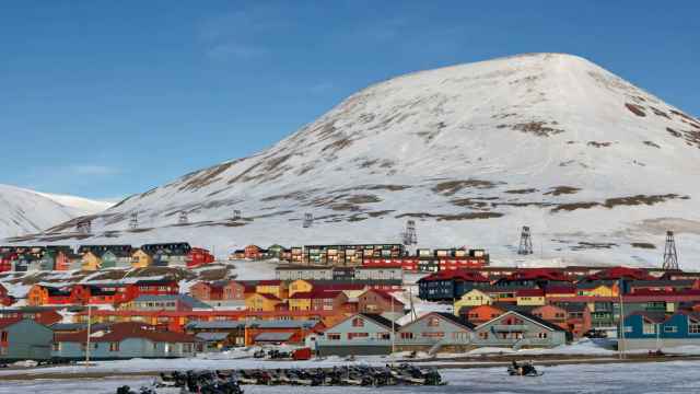 Panorámica de Longyearbyen, capital de Svalbard