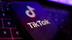 Bruselas exige a TikTok que proteja los datos de los europeos del acceso ilegal por parte de China