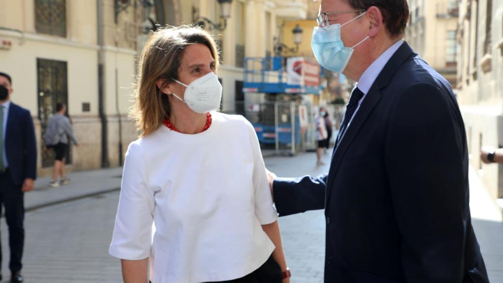 Teresa Ribera y Ximo Puig. EE