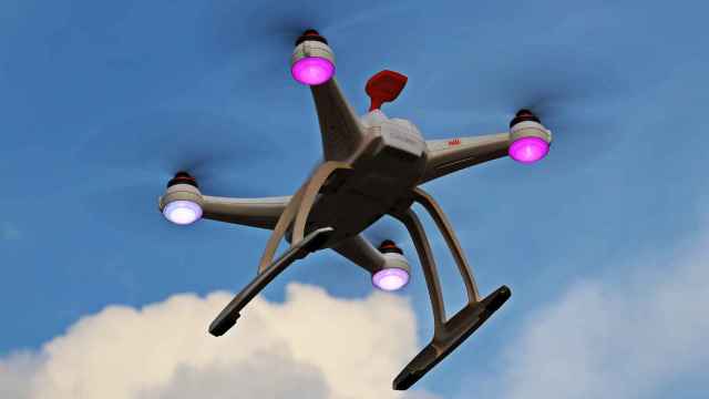 Un dron en pleno vuelo