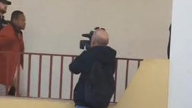 La reacción de Marbella al ver salir al asesino confeso de Natalia.