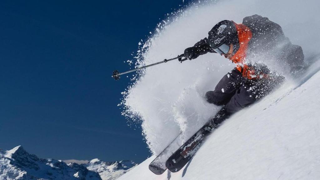 Aymar Navarro durante una bajada en el FWT en Baqueira