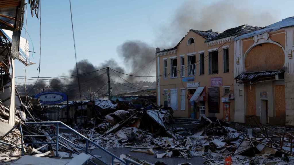 Uno de los últimos ataques rusos sobre el Donbás, en la ciudad de Bakhmut.