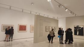El MACA presenta una nueva exposición titulada 'Ahora se quedó la prisa quieta'.