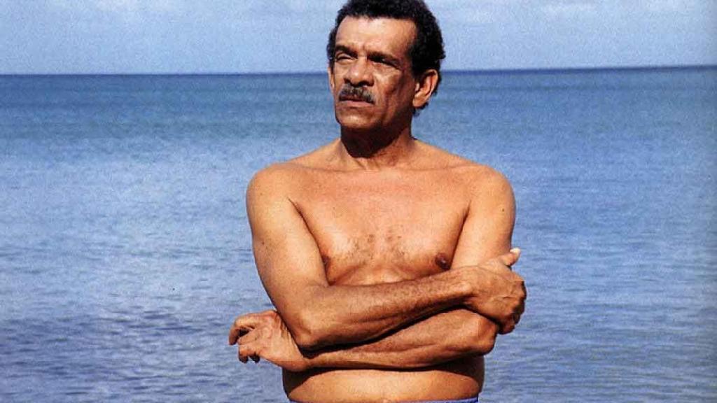 Derek Walcott en Santa Lucía. Foto: Bruce Paddington