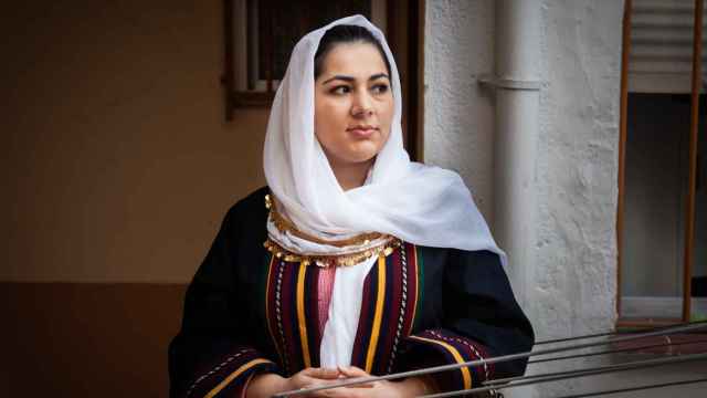 La periodista y refugiada afgana Khadija Amin