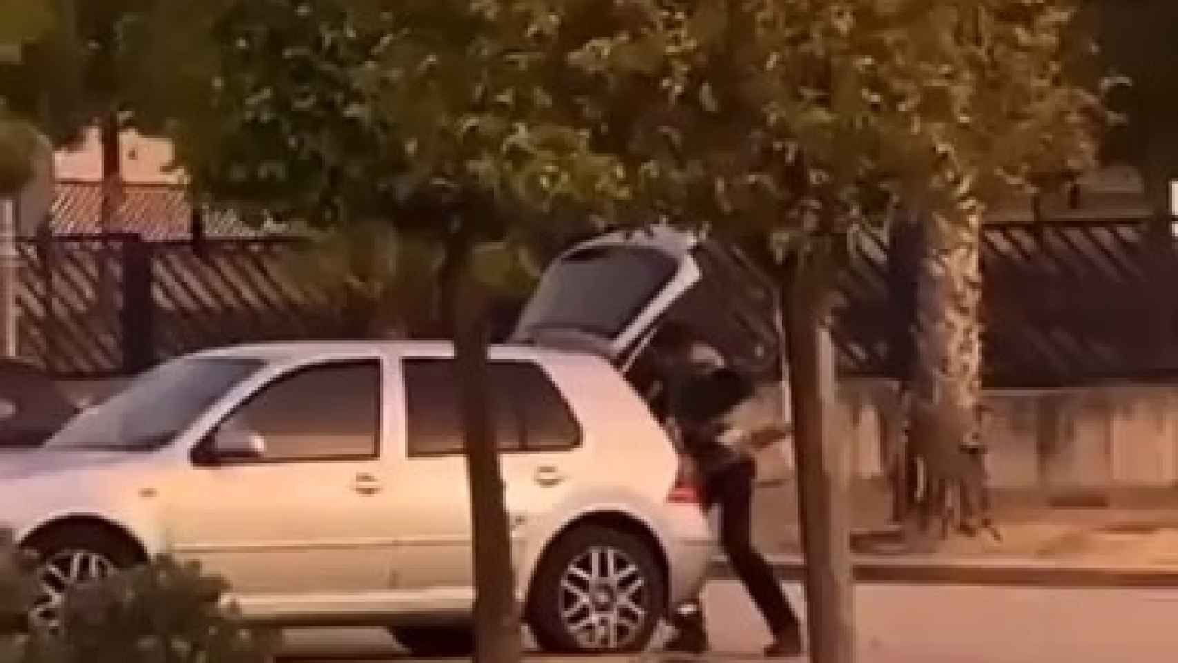 Un hombre secuestra a su hermana en Murcia