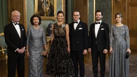 El rey Carlos Gustavo junto a su mujer, Silvia, y sus hijos, Victoria y Carlos Felipe, y las parejas sentimentales de éstos.