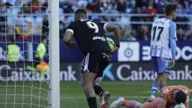 Momento del gol del Burgos en La Rosaleda contra el Málaga CF