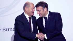 Macron y Scholz, en el 60 aniversario del Tratado del Elíseo de la amistad franco-alemana.