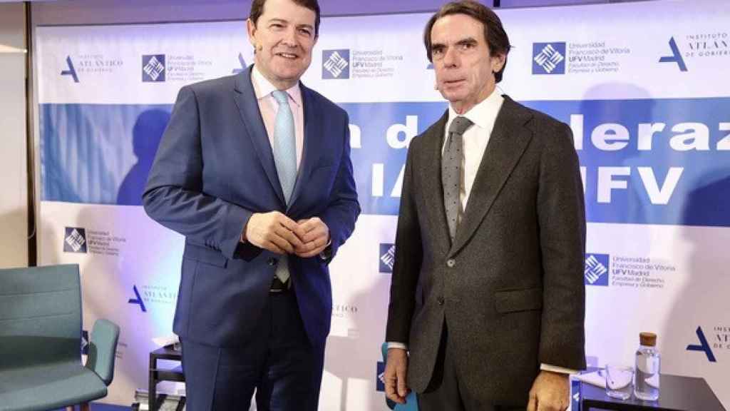 Alfonso Fernández Mañueco y José María Aznar, en Madrid.