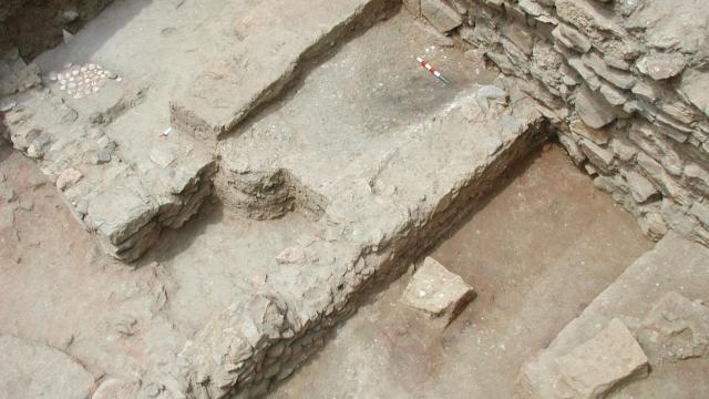 Altares fenicios encontrados en la excavación de la calle Císter, en el Centro de Málaga.